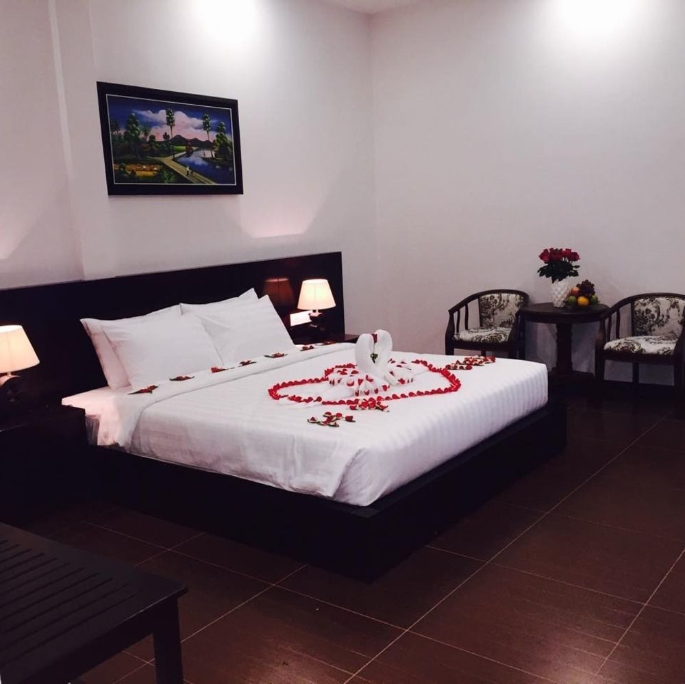 Golden Apple Hotel - Airport Phnom Penh Bagian luar foto