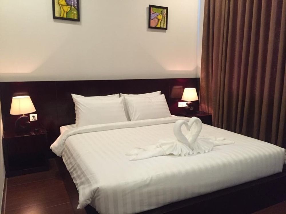 Golden Apple Hotel - Airport Phnom Penh Bagian luar foto