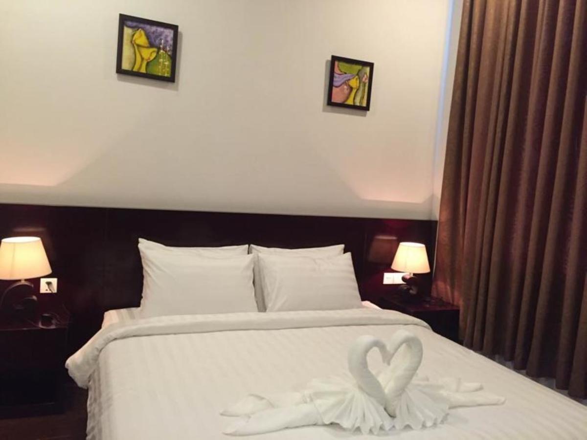 Golden Apple Hotel - Airport Phnom Penh Bagian luar foto