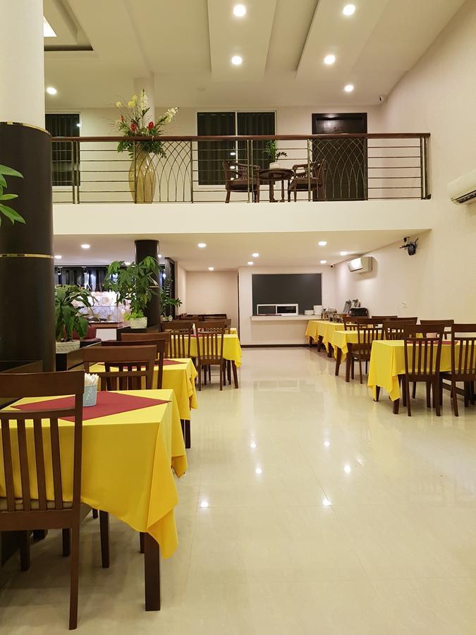 Golden Apple Hotel - Airport Phnom Penh Bagian luar foto
