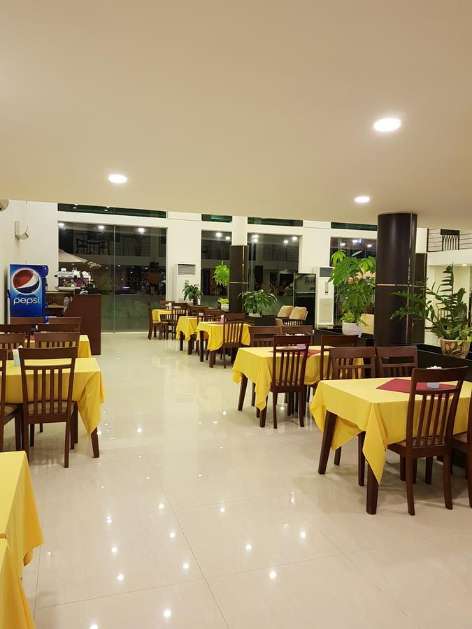 Golden Apple Hotel - Airport Phnom Penh Bagian luar foto