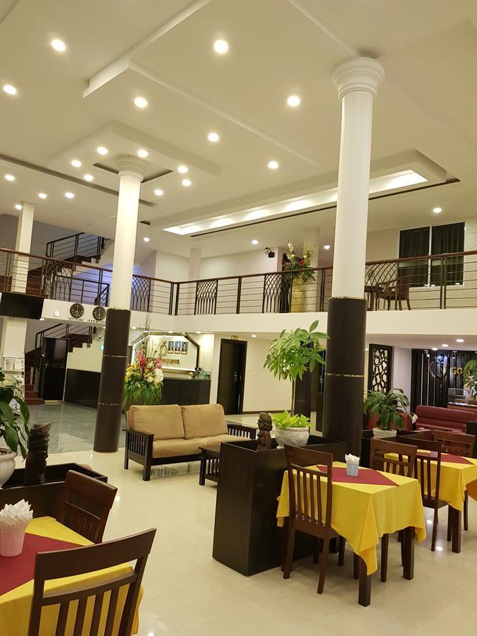 Golden Apple Hotel - Airport Phnom Penh Bagian luar foto