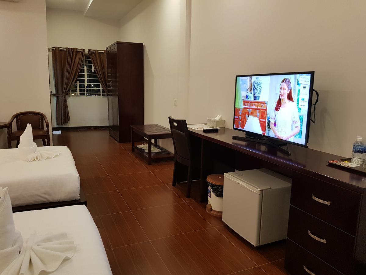 Golden Apple Hotel - Airport Phnom Penh Bagian luar foto