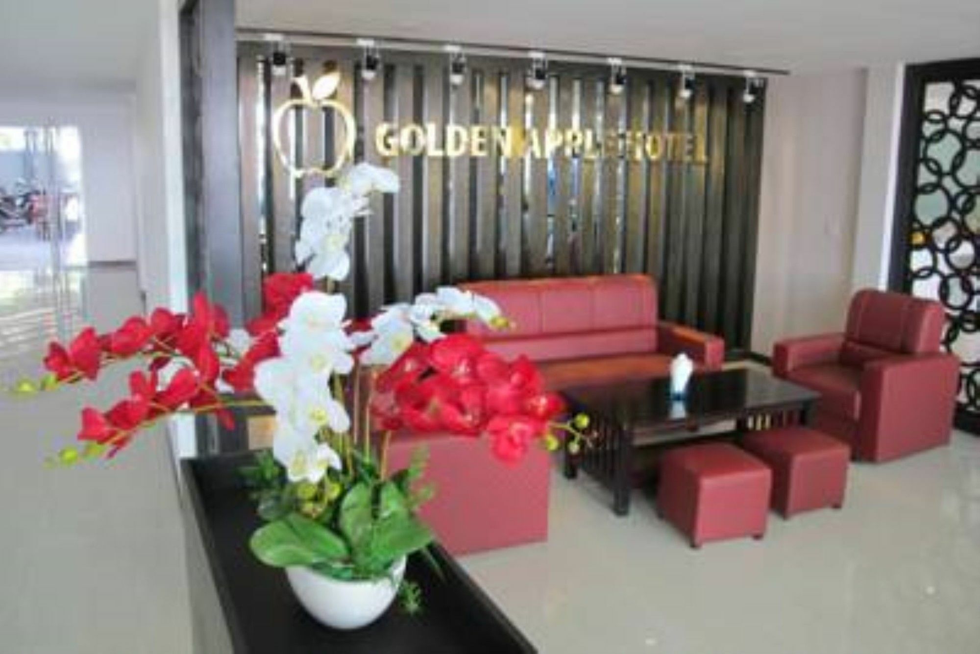 Golden Apple Hotel - Airport Phnom Penh Bagian luar foto